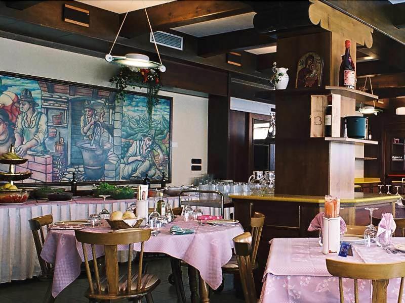 Hotel Stella Alpina Falcade Ngoại thất bức ảnh