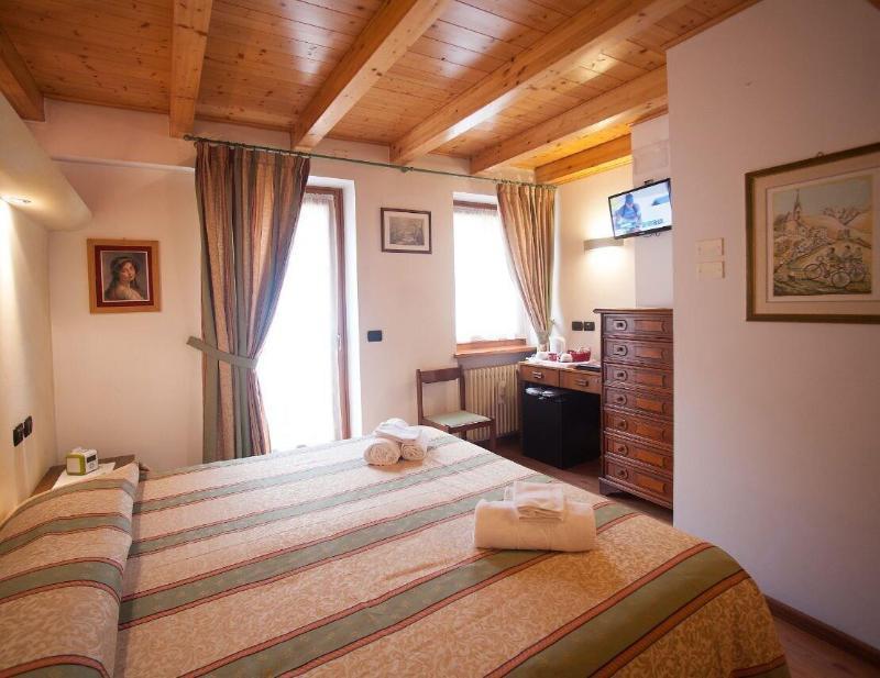 Hotel Stella Alpina Falcade Ngoại thất bức ảnh