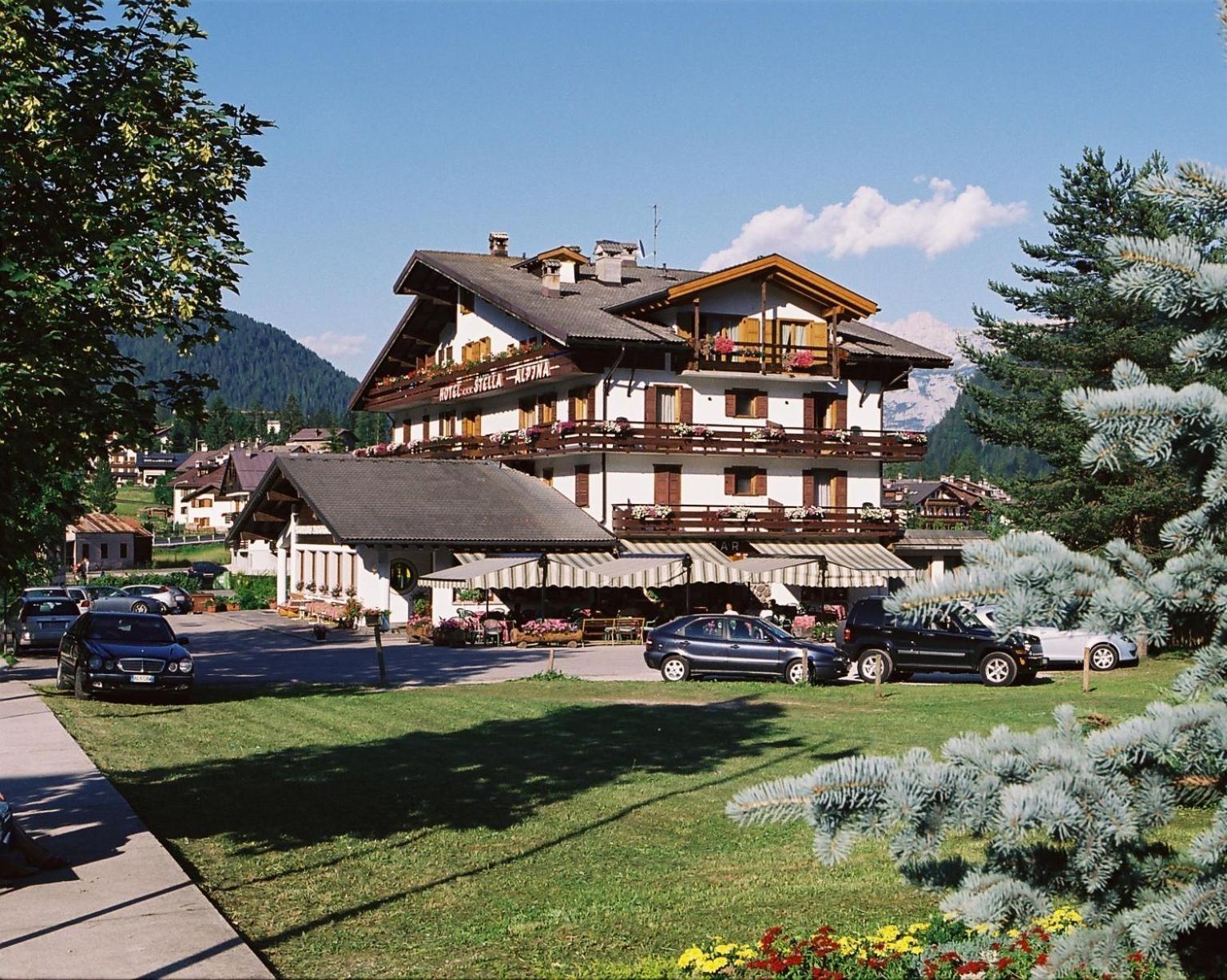 Hotel Stella Alpina Falcade Ngoại thất bức ảnh