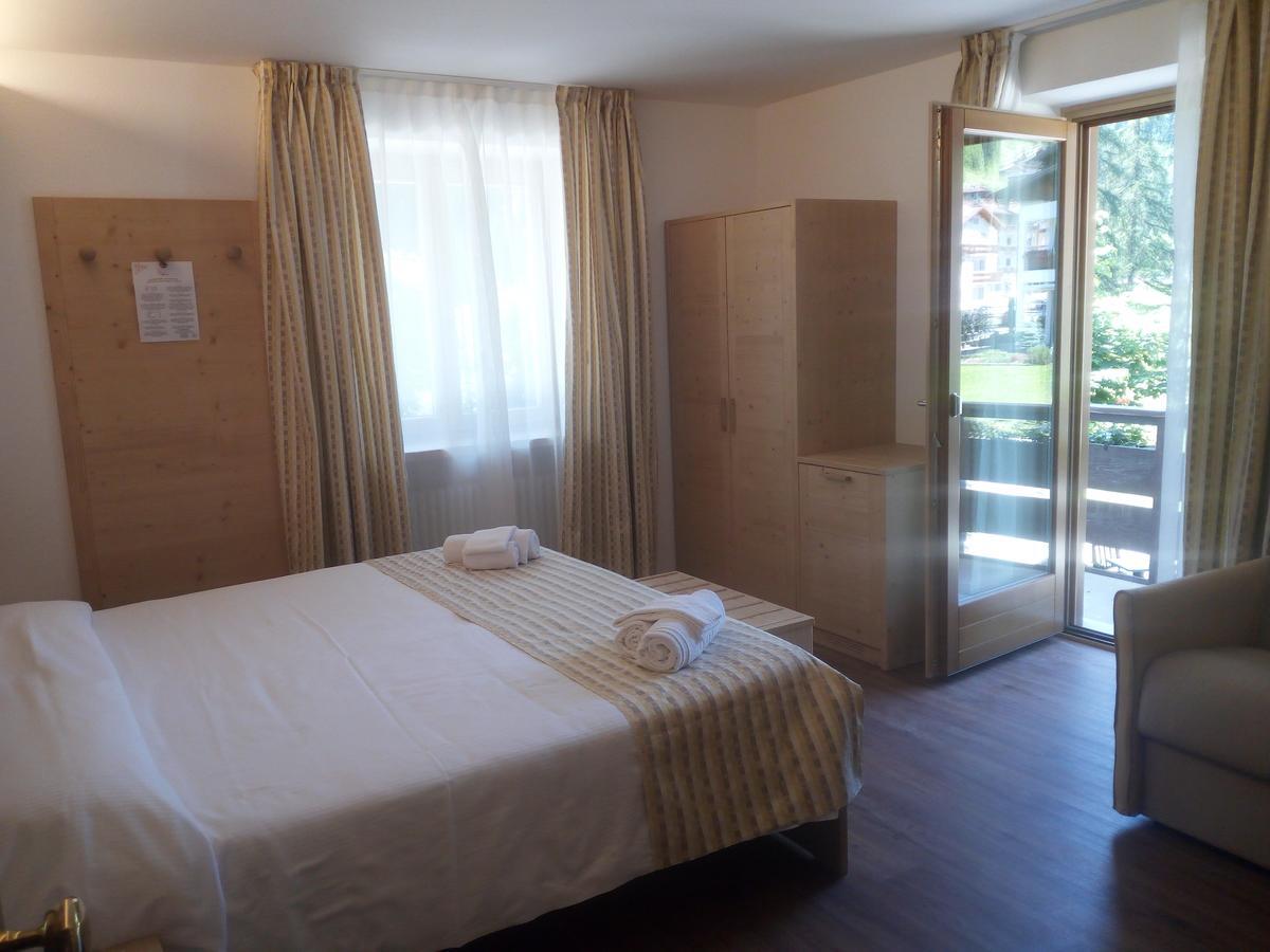 Hotel Stella Alpina Falcade Ngoại thất bức ảnh