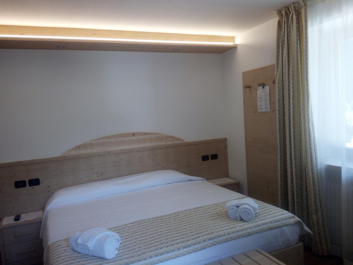 Hotel Stella Alpina Falcade Ngoại thất bức ảnh
